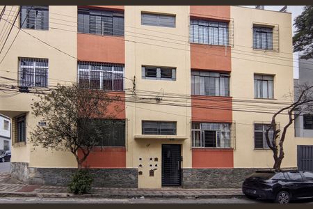Apartamento à venda com 91m², 3 quartos e 1 vaga Apartamento à venda com 91m², 3 quartos e 1 vagaFachada