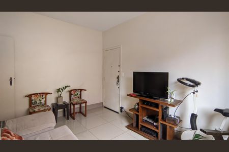 Apartamento à venda com 91m², 3 quartos e 1 vaga Apartamento à venda com 91m², 3 quartos e 1 vagaSala
