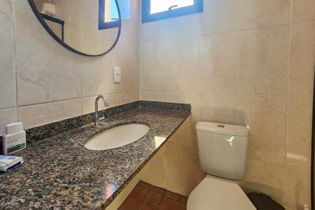 Apartamento para alugar com 72m², 2 quartos e 1 vaga Apartamento para alugar com 72m², 2 quartos e 1 vagaBanheiro da suíte