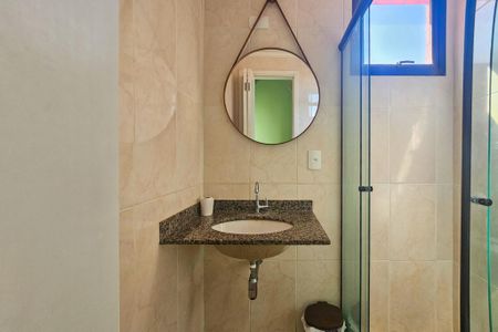 Apartamento para alugar com 72m², 2 quartos e 1 vaga Apartamento para alugar com 72m², 2 quartos e 1 vagaBanheiro