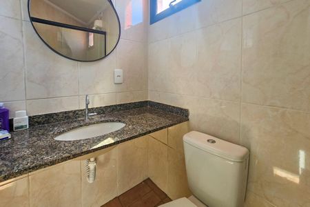 Apartamento para alugar com 72m², 2 quartos e 1 vaga Apartamento para alugar com 72m², 2 quartos e 1 vagaBanheiro da suíte