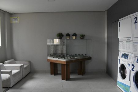 Apartamento para alugar com 68m², 2 quartos e 1 vaga Apartamento para alugar com 68m², 2 quartos e 1 vagaÁrea comum - Lavanderia