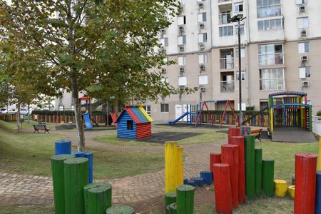 Apartamento para alugar com 68m², 2 quartos e 1 vaga Apartamento para alugar com 68m², 2 quartos e 1 vagaÁrea comum - Playground