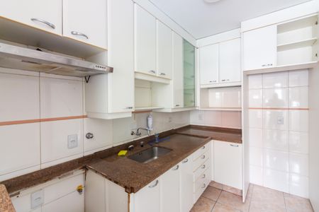 Apartamento à venda com 60m², 2 quartos e 2 vagas Apartamento à venda com 60m², 2 quartos e 2 vagasCozinha