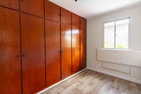 Apartamento à venda com 60m², 2 quartos e 2 vagas Apartamento à venda com 60m², 2 quartos e 2 vagasQuarto 1