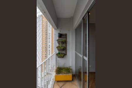 Apartamento para alugar com 65m², 2 quartos e 1 vaga Apartamento para alugar com 65m², 2 quartos e 1 vagaSacada