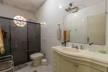 Casa à venda com 185m², 3 quartos e 2 vagas Casa à venda com 185m², 3 quartos e 2 vagasBanheiro Social