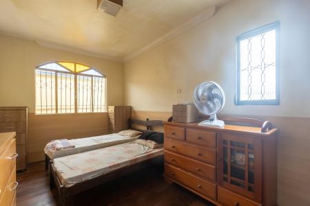 Casa à venda com 185m², 3 quartos e 2 vagas Casa à venda com 185m², 3 quartos e 2 vagasQuarto 3