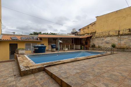 Casa à venda com 185m², 3 quartos e 2 vagas Casa à venda com 185m², 3 quartos e 2 vagasÁrea comum