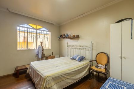 Casa à venda com 185m², 3 quartos e 2 vagas Casa à venda com 185m², 3 quartos e 2 vagasQuarto 2