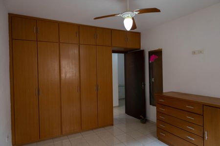 Casa para alugar com 380m², 3 quartos e 10 vagas Casa para alugar com 380m², 3 quartos e 10 vagasSuíte