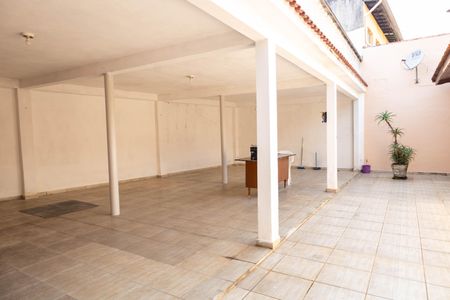 Casa para alugar com 380m², 3 quartos e 10 vagas Casa para alugar com 380m², 3 quartos e 10 vagasÁrea comum