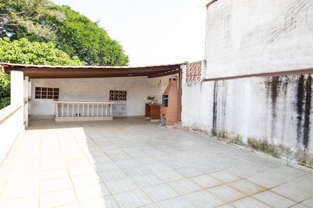 Casa para alugar com 380m², 3 quartos e 10 vagas Casa para alugar com 380m², 3 quartos e 10 vagasÁrea comum