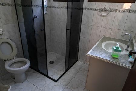 Casa para alugar com 380m², 3 quartos e 10 vagas Casa para alugar com 380m², 3 quartos e 10 vagasBanheiro