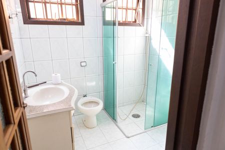 Casa para alugar com 380m², 3 quartos e 10 vagas Casa para alugar com 380m², 3 quartos e 10 vagasSuíte Banheiro