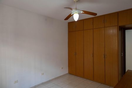 Casa para alugar com 380m², 3 quartos e 10 vagas Casa para alugar com 380m², 3 quartos e 10 vagasSuíte