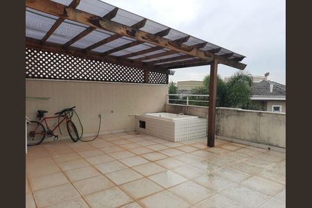 Casa de condomínio à venda com 218m², 3 quartos e 5 vagas Casa de condomínio à venda com 218m², 3 quartos e 5 vagasFoto 03