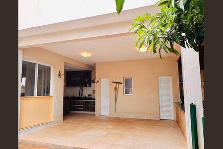 Casa de condomínio à venda com 218m², 3 quartos e 5 vagas Casa de condomínio à venda com 218m², 3 quartos e 5 vagasFoto 21