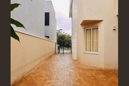 Casa de condomínio à venda com 218m², 3 quartos e 5 vagas Casa de condomínio à venda com 218m², 3 quartos e 5 vagasFoto 22