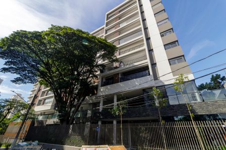 Apartamento à venda com 92m², 2 quartos e 2 vagas Apartamento à venda com 92m², 2 quartos e 2 vagasFachada