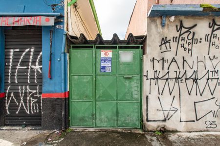 Casa para alugar com 45m², 1 quarto e sem vaga Casa para alugar com 45m², 1 quarto e sem vagaFachada