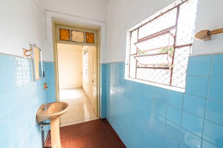 Casa para alugar com 45m², 1 quarto e sem vaga Casa para alugar com 45m², 1 quarto e sem vagaBanheiro