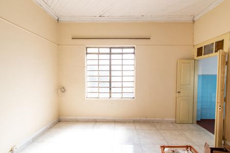 Casa para alugar com 45m², 1 quarto e sem vaga Casa para alugar com 45m², 1 quarto e sem vagaSala