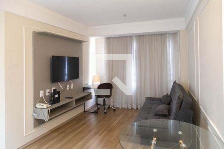 Apartamento para alugar com 34m², 1 quarto e sem vaga