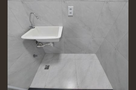 Apartamento para alugar com 37m², 2 quartos e sem vaga Apartamento para alugar com 37m², 2 quartos e sem vagaÁrea de Serviço