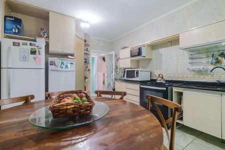 Cozinha de casa à venda com 4 quartos, 330m² em Espírito Santo, Porto Alegre