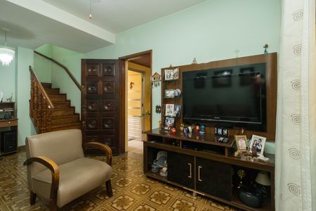 Sala de casa à venda com 4 quartos, 90m² em Jardim Ibitirama, São Paulo