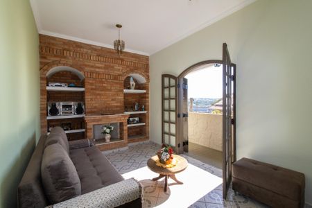 Casa de condomínio à venda com 208m², 4 quartos e 2 vagas Casa de condomínio à venda com 208m², 4 quartos e 2 vagasSala