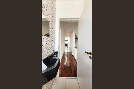 Lavabo de casa de condomínio para alugar com 5 quartos, 410m² em Loteamento Alphaville Campinas, Campinas