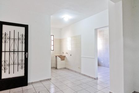 Sala de casa para alugar com 2 quartos, 80m² em Vila Cavaton, São Paulo