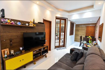 Sala de casa de condomínio à venda com 2 quartos, 65m² em Andaraí, Rio de Janeiro