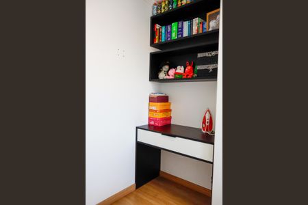 Quarto 1 de apartamento à venda com 2 quartos, 58m² em Santo Antônio, Osasco