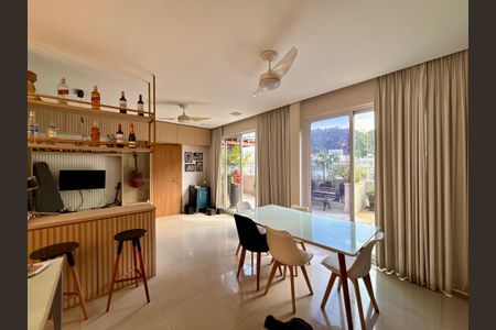 Sala 2 de apartamento à venda com 4 quartos, 144m² em Copacabana, Rio de Janeiro