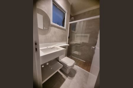 Casa à venda com 3 quartos, 120m² em Vila Gumercindo, São Paulo