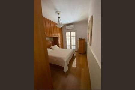 Casa à venda com 3 quartos, 175m² em Vila Mira, São Paulo