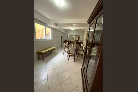 Casa à venda com 3 quartos, 175m² em Vila Mira, São Paulo