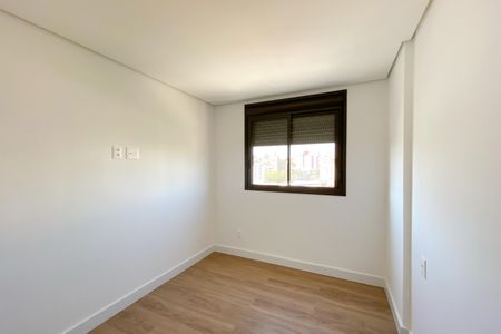 Quarto 1 de apartamento à venda com 3 quartos, 1410m² em Cidade Nova, Belo Horizonte