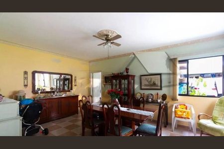 Casa à venda com 3 quartos, 400m² em Mirandópolis, São Paulo