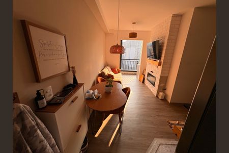 Sala de apartamento à venda com 2 quartos, 48m² em Vila Augusta, Guarulhos