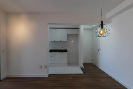Sala de apartamento à venda com 2 quartos, 64m² em Vila Independencia, São Paulo