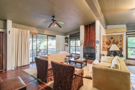 Sala de casa para alugar com 4 quartos, 600m² em Vila Assunção, Porto Alegre