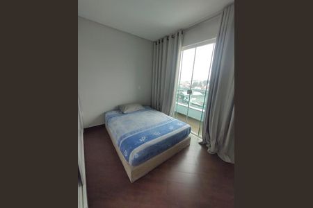 Casa à venda com 3 quartos, 405m² em Jardim Progresso, Santo André