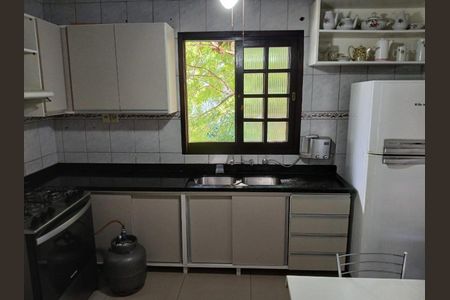 Cozinha de casa para alugar com 4 quartos, 400m² em Morro Santana, Porto Alegre