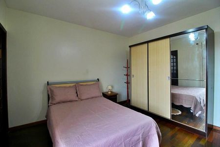 Casa à venda com 2 quartos, 193m² em Jardim Alvorada, Santo André