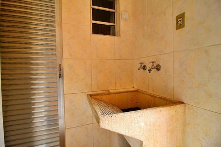 Casa à venda com 2 quartos, 193m² em Jardim Alvorada, Santo André