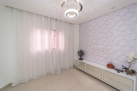 Sala de casa de condomínio para alugar com 4 quartos, 124m² em Parque Boturussu, São Paulo